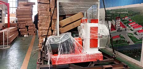 Complete set of SZLH320 Feed Pellet Production Machine packing and shipping to C?te d'Ivoire